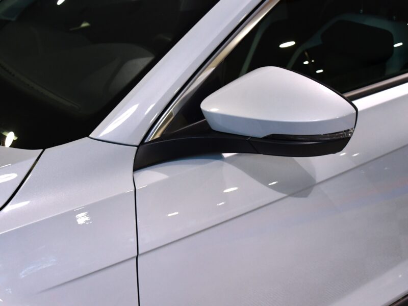 Volkswagen T-Roc Carat 1.5 TSI 150 DSG GPS Virtual ACC Parc Assist front Lane Caméra Hayon Parc Assist JA 17