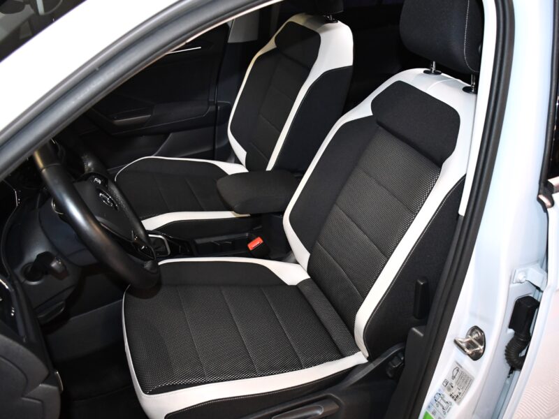 Volkswagen T-Roc Carat 1.5 TSI 150 DSG GPS Virtual ACC Parc Assist front Lane Caméra Hayon Parc Assist JA 17