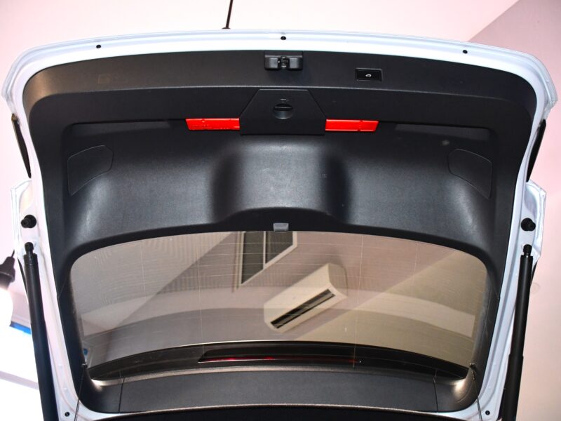 Volkswagen T-Roc Carat 1.5 TSI 150 DSG GPS Virtual ACC Parc Assist front Lane Caméra Hayon Parc Assist JA 17