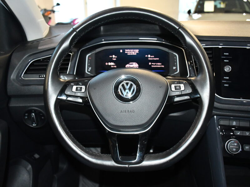 Volkswagen T-Roc Carat 1.5 TSI 150 DSG GPS Virtual ACC Parc Assist front Lane Caméra Hayon Parc Assist JA 17