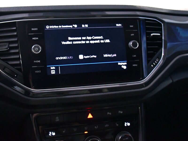 Volkswagen T-Roc Carat 1.5 TSI 150 DSG GPS Virtual ACC Parc Assist front Lane Caméra Hayon Parc Assist JA 17