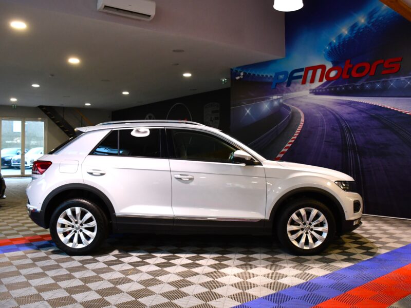 Volkswagen T-Roc Carat 1.5 TSI 150 DSG GPS Virtual ACC Parc Assist front Lane Caméra Hayon Parc Assist JA 17