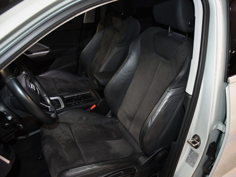 Audi Q3 Sportback S-Line Design Luxe 40 TDI 200 Quattro S-Tronic GPS Virtual Hayon Attelage Pré Sense Caméra JA 19
