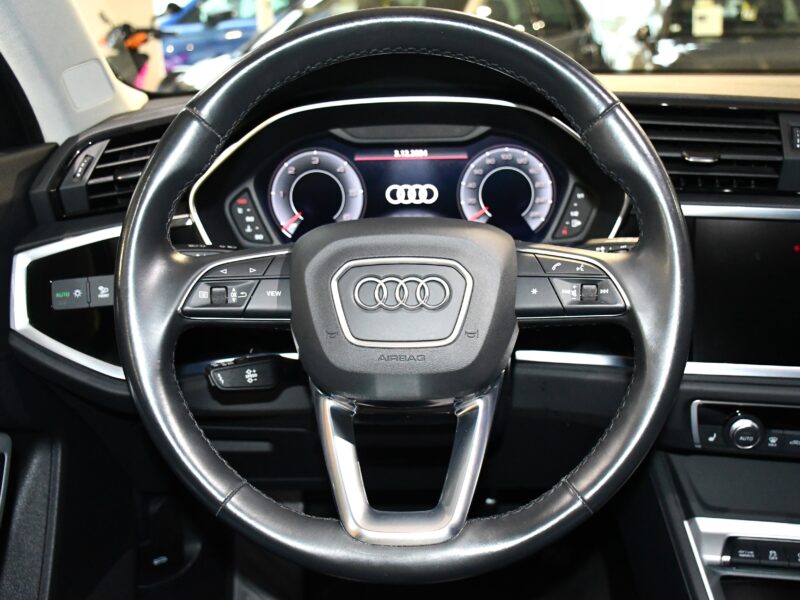 Audi Q3 Sportback S-Line Design Luxe 40 TDI 200 Quattro S-Tronic GPS Virtual Hayon Attelage Pré Sense Caméra JA 19
