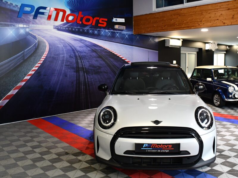 Mini Cooper Restylé 1.5 Turbo 136 BVA GPS Lumière D’ambiance Régulateur Car Play Semi Cuir JA 17