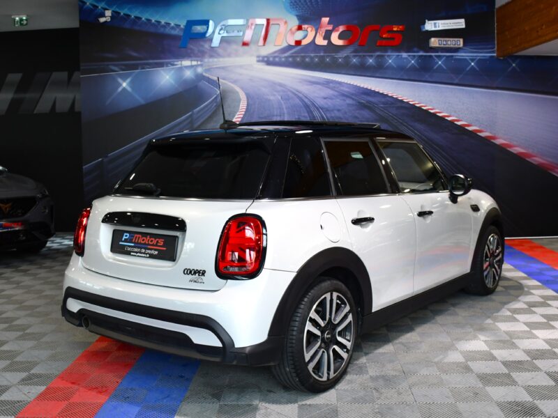 Mini Cooper Restylé 1.5 Turbo 136 BVA GPS Lumière D’ambiance Régulateur Car Play Semi Cuir JA 17