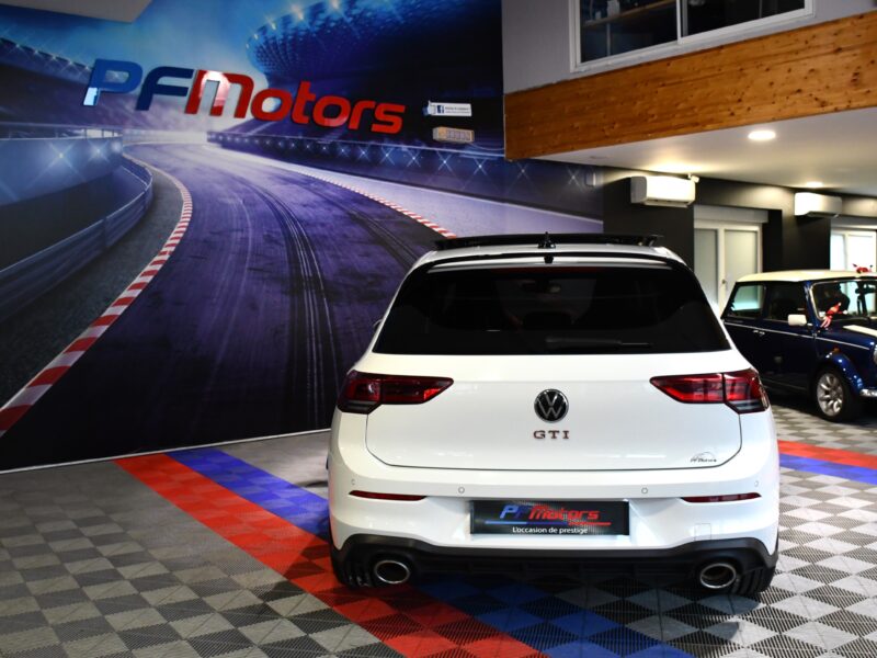 Volkswagen Golf 8 GTI Clubsport 2.0 TSI 300 DSG GPS Virtual TO Cuir Car Play Caméra ACC Volant Chauffant IQ Led JA 19