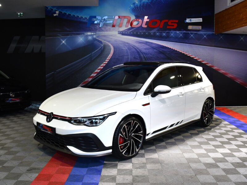 Volkswagen Golf 8 GTI Clubsport 2.0 TSI 300 DSG GPS Virtual TO Cuir Car Play Caméra ACC Volant Chauffant IQ Led JA 19