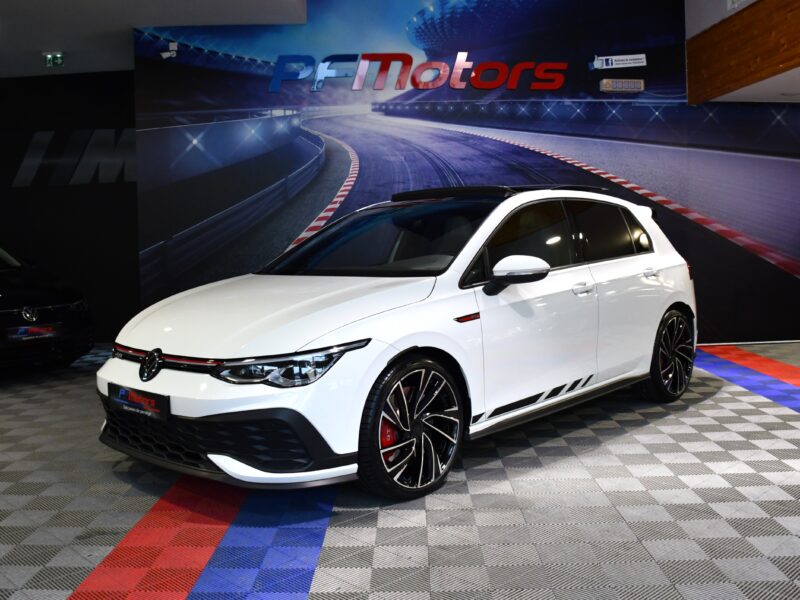 Volkswagen Golf 8 GTI Clubsport 2.0 TSI 300 DSG GPS Virtual TO Cuir Car Play Caméra ACC Volant Chauffant IQ Led JA 19