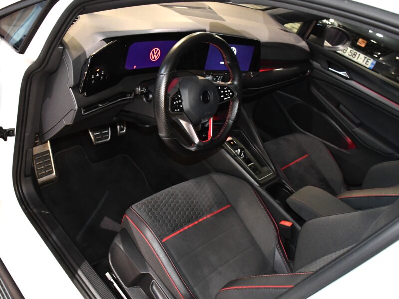 Volkswagen Golf 8 GTI Clubsport édition 45 2.0 TSI 300 DSG GPS Virtual IQ LED AKRAPOVIC Front Side ACC JA 19