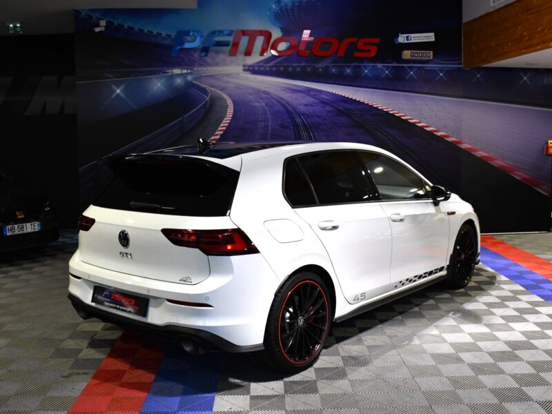 Volkswagen Golf 8 GTI Clubsport édition 45 2.0 TSI 300 DSG GPS Virtual IQ LED AKRAPOVIC Front Side ACC JA 19