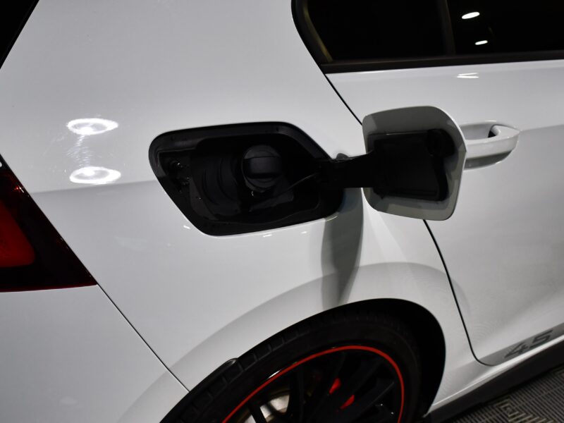 Volkswagen Golf 8 GTI Clubsport édition 45 2.0 TSI 300 DSG GPS Virtual IQ LED AKRAPOVIC Front Side ACC JA 19
