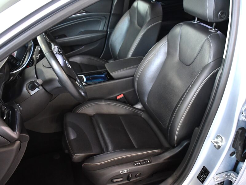 Opel Insignia Elite Grand Sport 2.0 TDCI 170 2WD BVM6 GPS Caméra Av + AR 360 Cuir Mémoire Mode LED Lux JA 18