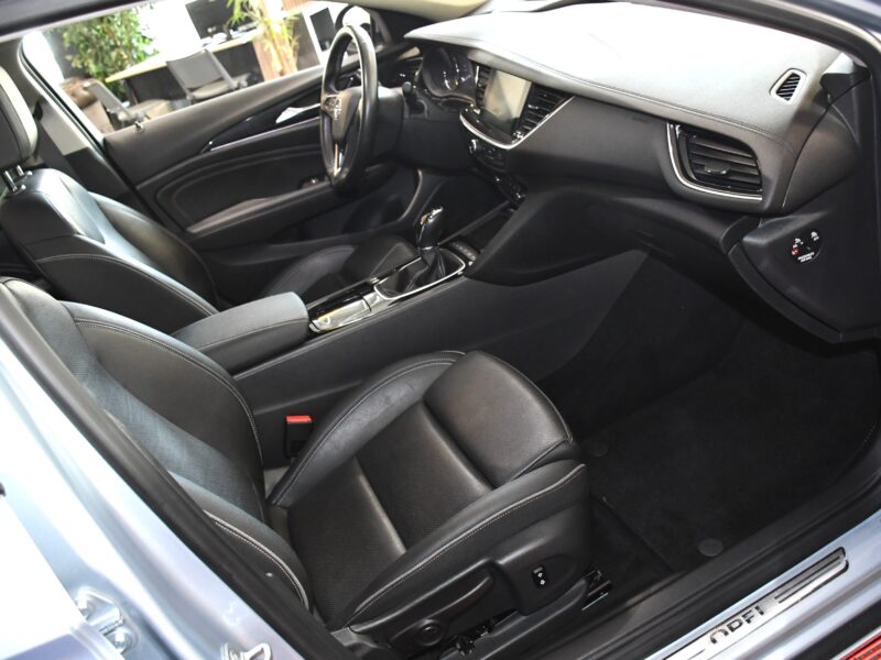 Opel Insignia Elite Grand Sport 2.0 TDCI 170 2WD BVM6 GPS Caméra Av + AR 360 Cuir Mémoire Mode LED Lux JA 18