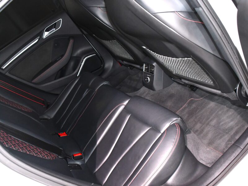 Audi RS3 Berline 2.5 TFSI 400 Quattro S-Tronic 7 GPS Virtual Keyless ACC Échappement RS Bang Olufsen JA 19