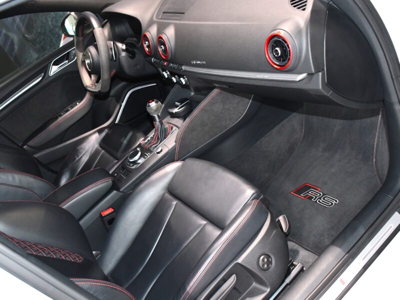 Audi RS3 Berline 2.5 TFSI 400 Quattro S-Tronic 7 GPS Virtual Keyless ACC Échappement RS Bang Olufsen JA 19
