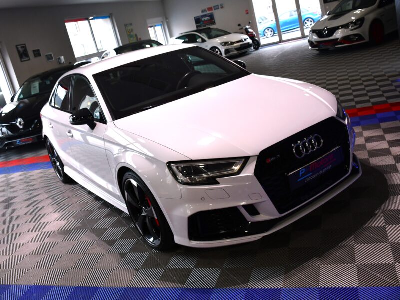 Audi RS3 Berline 2.5 TFSI 400 Quattro S-Tronic 7 GPS Virtual Keyless ACC Échappement RS Bang Olufsen JA 19