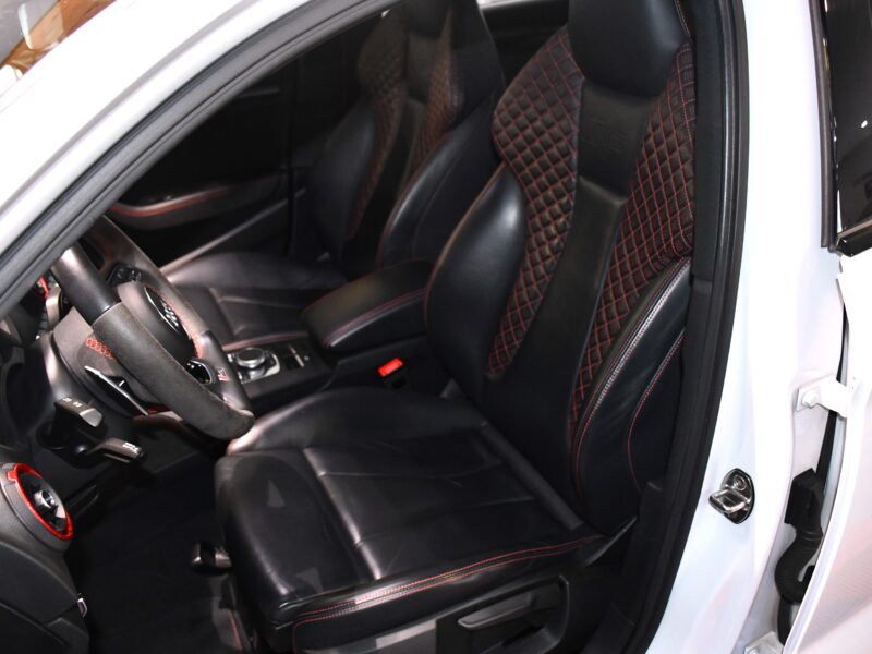 Audi RS3 Berline 2.5 TFSI 400 Quattro S-Tronic 7 GPS Virtual Keyless ACC Échappement RS Bang Olufsen JA 19