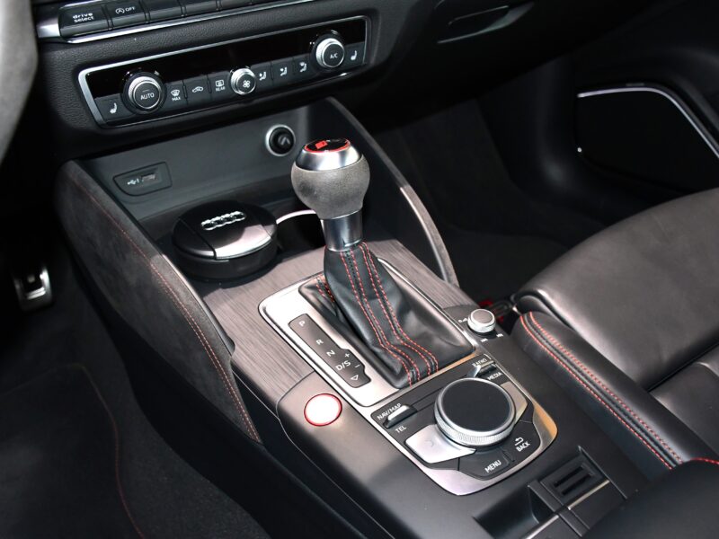 Audi RS3 Berline 2.5 TFSI 400 Quattro S-Tronic 7 GPS Virtual Keyless ACC Échappement RS Bang Olufsen JA 19