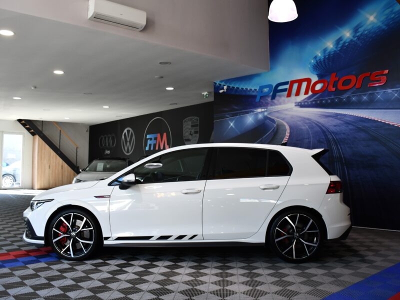Volkswagen Golf 8 GTI Clubsport 2.0 TSI 300 DSG GPS Mode Virtual ACC Caméra Induction Lumière d’ambiance Front Lane JA 19