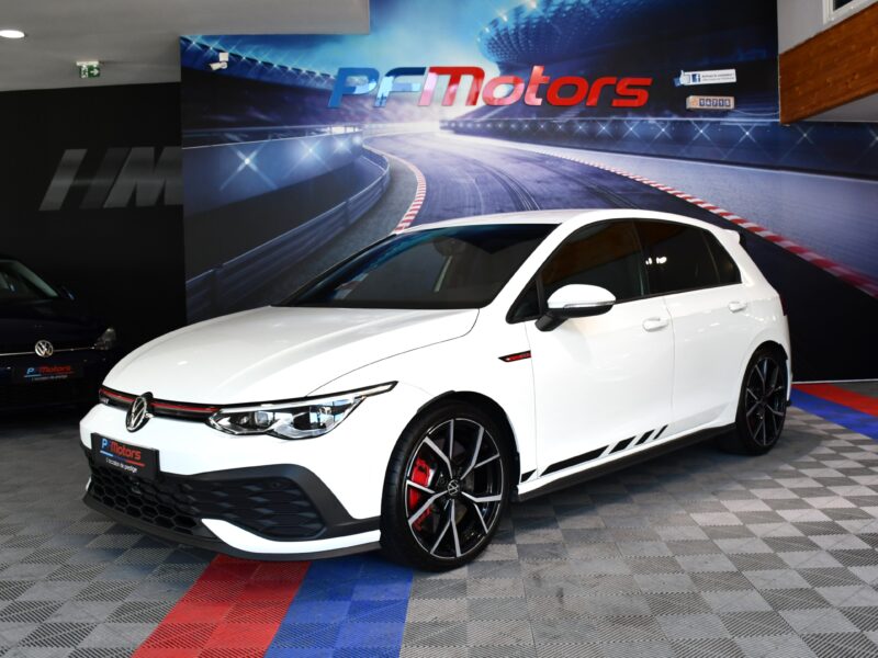 Volkswagen Golf 8 GTI Clubsport 2.0 TSI 300 DSG GPS Mode Virtual ACC Caméra Induction Lumière d’ambiance Front Lane JA 19
