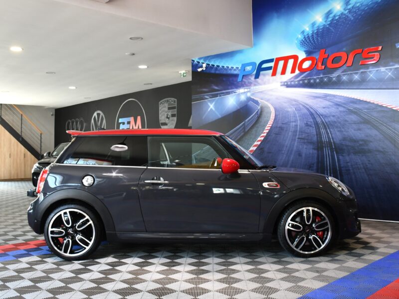 Mini John Cooper Works 2.0 Turbo 231 BVA GPS Caméra Harman Kardon Mode Echappement à Clapet Affichage Tête Haute JA 18