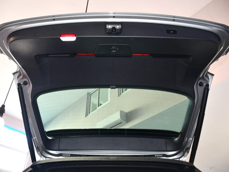 Volkswagen Tiguan R-Line Carat 2.0 TSI 190 DSG 4Motion GPS Virtual Caméra Front Lane Car Play ACC Attelage Hayon JA 19