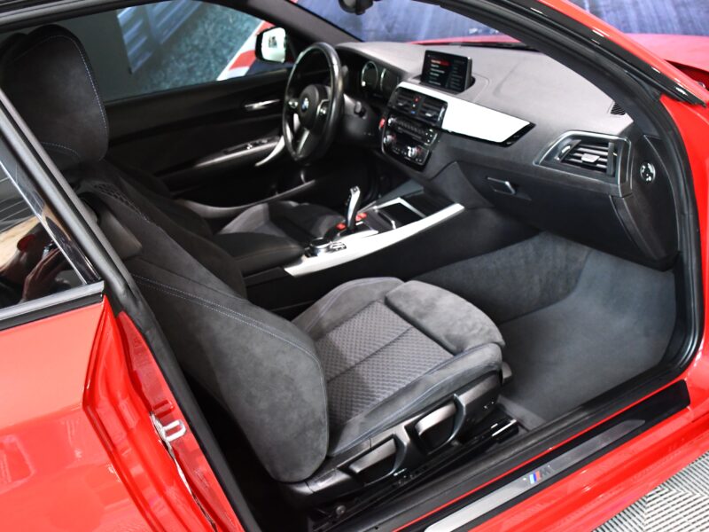 BMW 218 i M-Sport 1.5 136 BVA GPS Régulateur LED Attelage Alcantara Mode JA 17