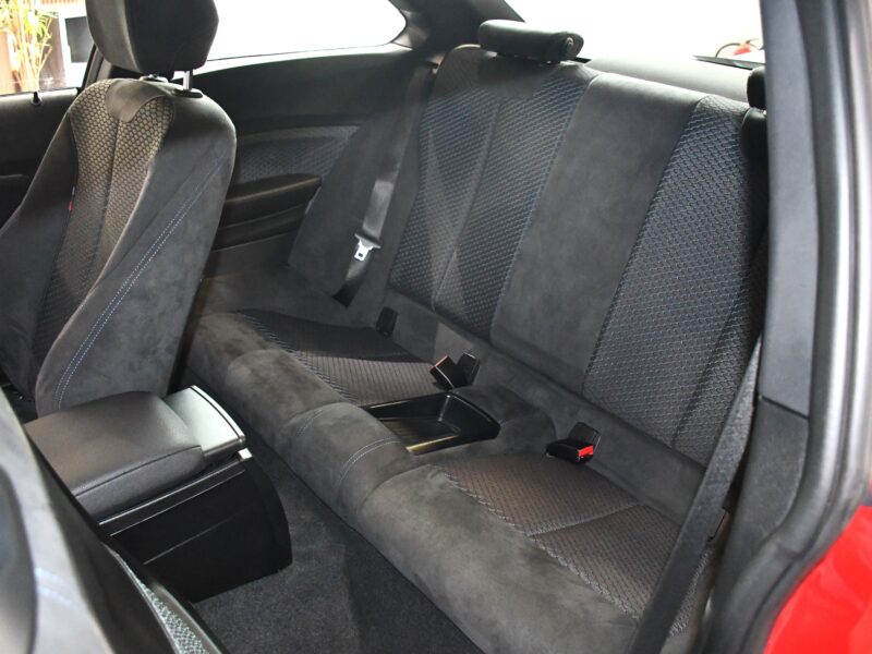 BMW 218 i M-Sport 1.5 136 BVA GPS Régulateur LED Attelage Alcantara Mode JA 17