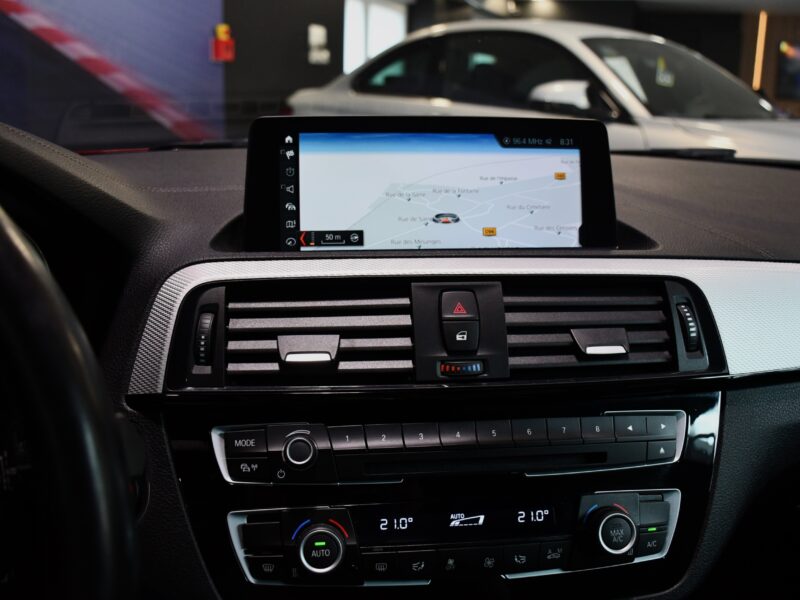 BMW 218 i M-Sport 1.5 136 BVA GPS Régulateur LED Attelage Alcantara Mode JA 17