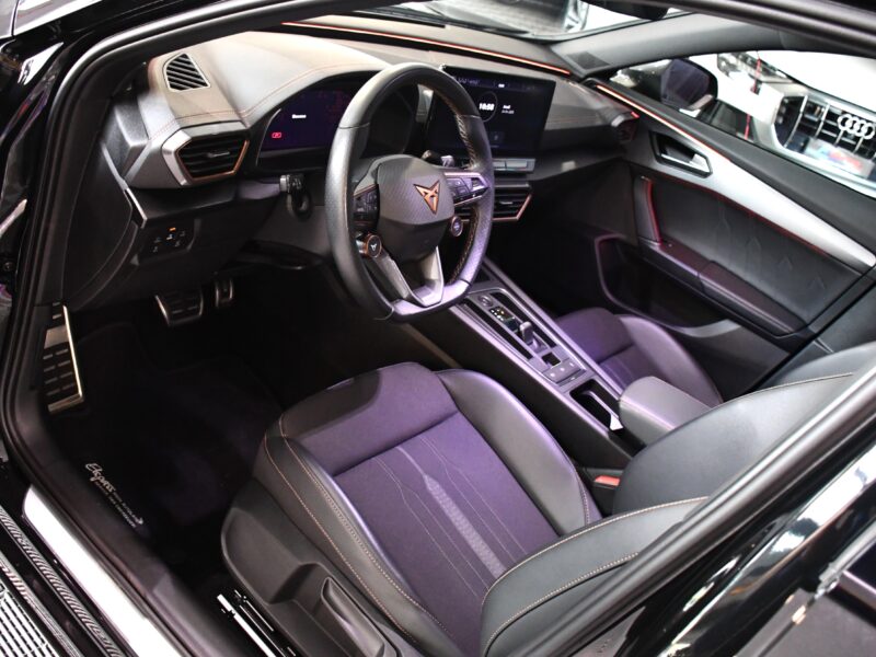 Cupra Formentor 1.4 E Hybride 245 VZ DSG GPS Virtual Baquet Volant Mode ACC DCC Park Assist Induction Smartphone JA 19