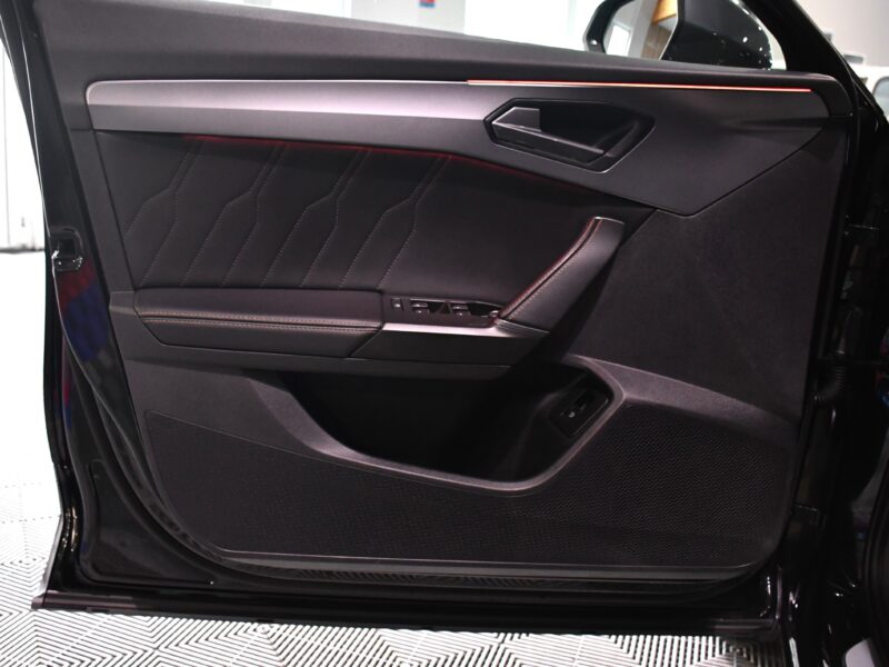 Cupra Formentor 1.4 E Hybride 245 VZ DSG GPS Virtual Baquet Volant Mode ACC DCC Park Assist Induction Smartphone JA 19