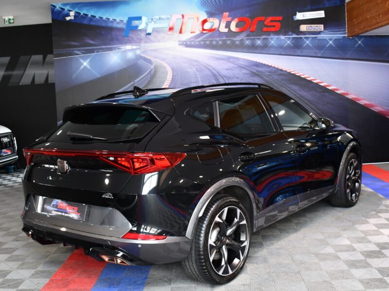 Cupra Formentor 1.4 E Hybride 245 VZ DSG GPS Virtual Baquet Volant Mode ACC DCC Park Assist Induction Smartphone JA 19
