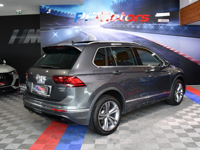 Volkswagen Tiguan R-Line Carat 2.0 TDI 150 DSG 4Motion GPS Virtual TO ACC Caméra Ergo Parc Assist Front Lane Side JA 19