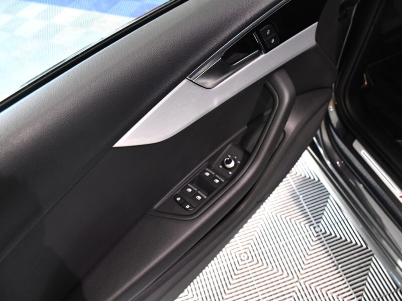 Audi A4 Avant S-Line 35 TFSI 150 BVA GPS Virtual Caméra Lane Hayon Pré Sense Volant Chauffant JA 18 PAS DE MALUS