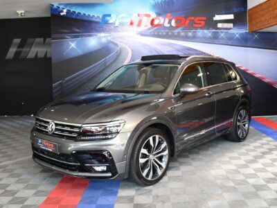 Volkswagen Tiguan R-Line Carat 2.0 TSI 180 4Motion DSG GPS Pro ACC TO Volant Chauffant Car Play Caméra Attelage JA 20