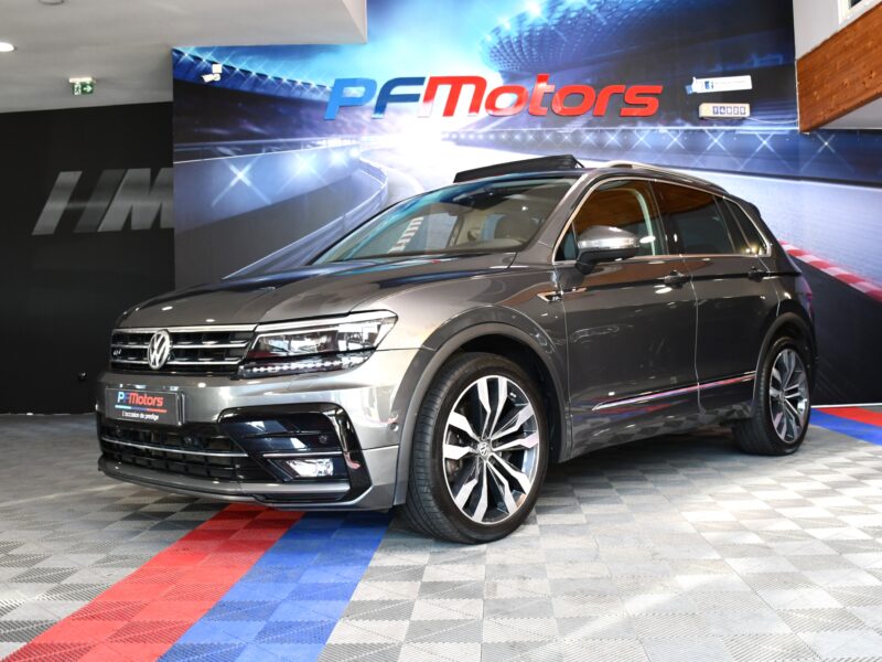 Volkswagen Tiguan R-Line Carat 2.0 TSI 180 4Motion DSG GPS Pro ACC TO Volant Chauffant Car Play Caméra Attelage JA 20