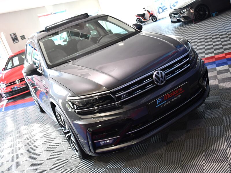 Volkswagen Tiguan R-Line Carat 2.0 TSI 180 4Motion DSG GPS Pro ACC TO Volant Chauffant Car Play Caméra Attelage JA 20