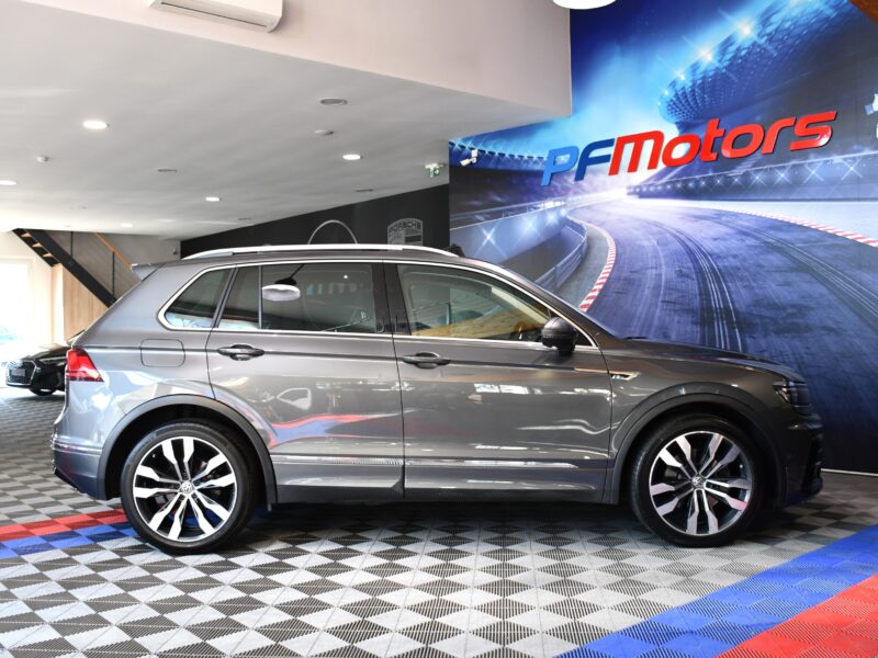 Volkswagen Tiguan R-Line Carat 2.0 TSI 180 4Motion DSG GPS Pro ACC TO Volant Chauffant Car Play Caméra Attelage JA 20