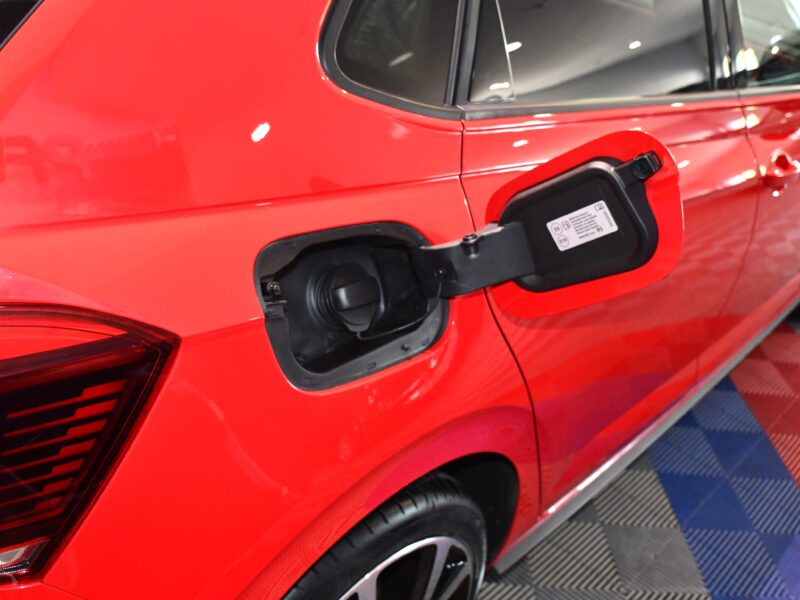 Volkswagen Polo GTI 2.0 TSI 200 DSG GPS Virtual Car Play Beats Caméra Front ACC JA 18