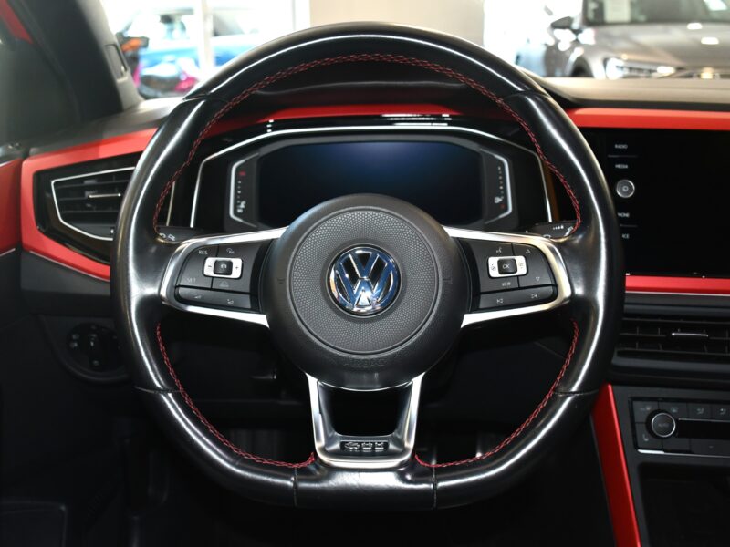 Volkswagen Polo GTI 2.0 TSI 200 DSG GPS Virtual Car Play Beats Caméra Front ACC JA 18