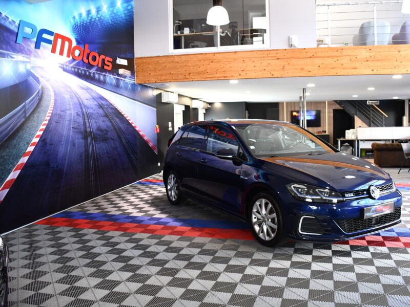 Volkswagen Golf 7 GTE Facelift 1.4 TSI 204 DSG GPS Virtual Car Play Caméra Front ACC JA 17