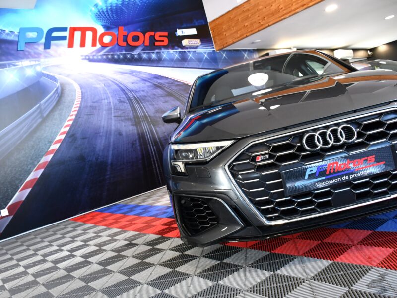 Audi S3 Berline 2.0 TFSI 310 Quattro S-Tronic GPS Virtual Car Play Pré Sense Efficience Drive Ressort HR JA 18 Garantie Audi 26/09/2025 ou 100.000 km
