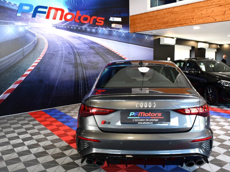 Audi S3 Berline 2.0 TFSI 310 Quattro S-Tronic GPS Virtual Car Play Pré Sense Efficience Drive Ressort HR JA 18 Garantie Audi 26/09/2025 ou 100.000 km