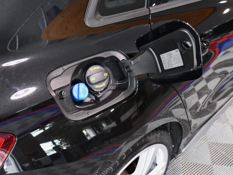 Audi A3 Sportback S-Line 35 TDI 150 S-Tronic GPS Virtual Caméra Lane Pré Sense Induction JA 19