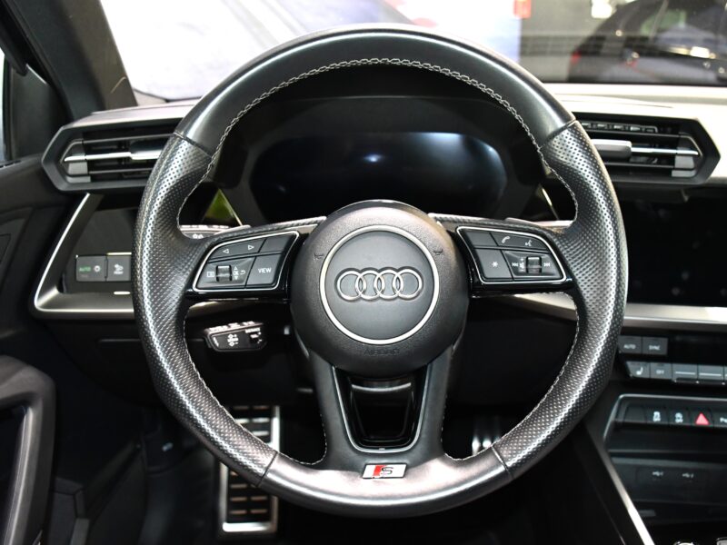 Audi A3 Sportback S-Line 35 TDI 150 S-Tronic GPS Virtual Caméra Lane Pré Sense Induction JA 19
