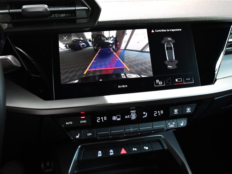 Audi A3 Sportback S-Line 35 TDI 150 S-Tronic GPS Virtual Caméra Lane Pré Sense Induction JA 19