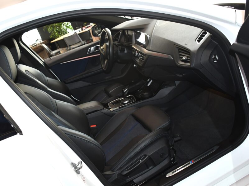 BMW 118iA 1.5 140 M-Sport BVA GPS Car Play LED Mode Régulateur JA 18
