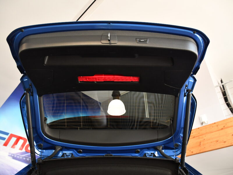 BMW X1 X-Drive 20D 190 M-Sport BVA GPS TO Hayon Caméra Régulateur Affichage Tête Haute Alcantara JA 19