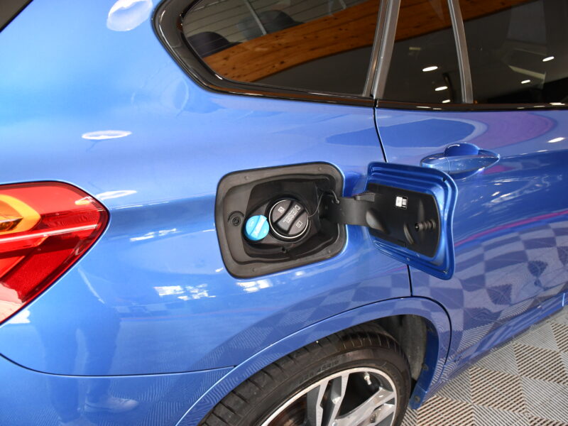 BMW X1 X-Drive 20D 190 M-Sport BVA GPS TO Hayon Caméra Régulateur Affichage Tête Haute Alcantara JA 19